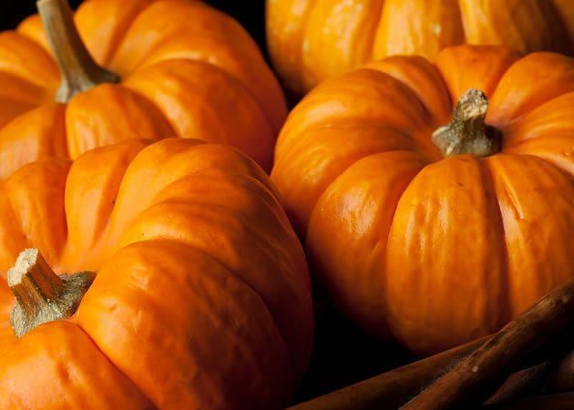 Abóbora: rica em fibras e com baixo teor de açúcar. Contem carotenoides, um antioxidante que combate doenças.