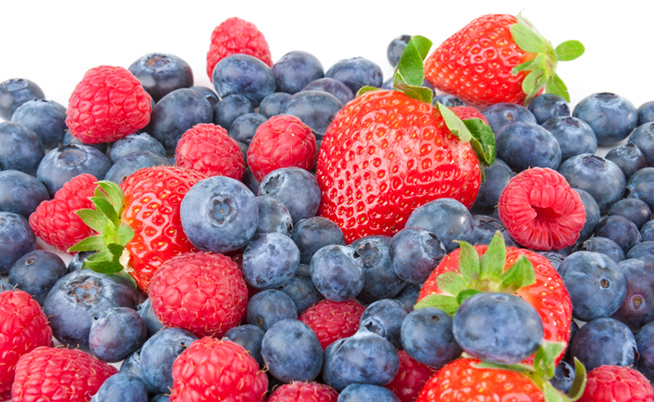 Futas vermelhas: as berries fornecem muitas fibras e uma grande quantidade de vitaminas e antioxidantes.