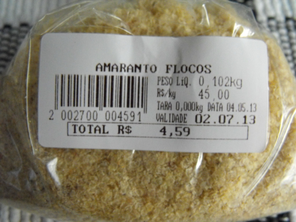 O amaranto é considerado um pseudo-cereal por diferenças no seu plantio em relação aos demais. Mas os nutrientes nele contido são muito semelhantes: vitamina C, potássio, zinco, fósforo, ferro, magnésio e cálcio. É a melhor opção para quem tem a doença celíaca pois não tem glúten.