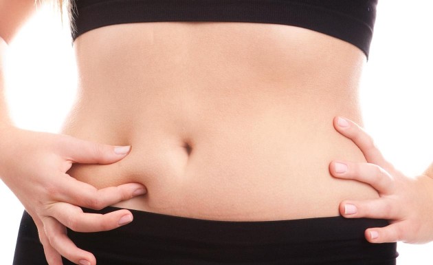 O sódio em excesso no organismo pode causar doenças cardiovasculares, como infarto e hipertensão. O consumo regular de linhaça ajuda os rins a excretar a água e o sódio, evitando retenções de líquidos
